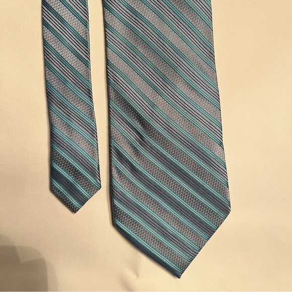 Claiborne Aqua and Grey Silk Tie Stripes‎ Four Inches - Picture 1 of 4